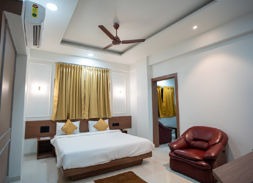 1 x Executive Room (4beded) 